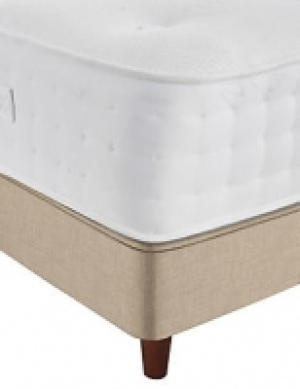 Contemporary Divan with Feet Options 538.00 €