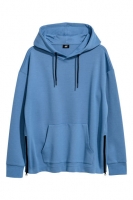 HM   Hooded top with zips