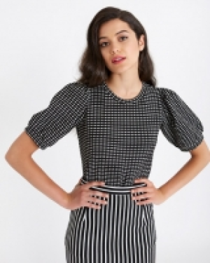 Savida Jacquard Stripe Top 15.00 €
