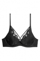 HM   Padded underwired lace bra