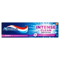 Centra  Aquafresh Intense Clean Deep Action Toothpaste 75ml