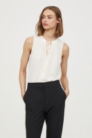HM   Jersey blouse with a tie