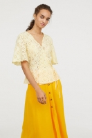 HM   Embroidered wrapover blouse