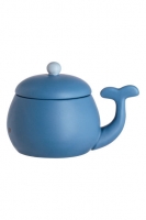 HM   Whale-shaped porcelain pot
