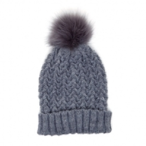 Knitted Hat 8.00 €