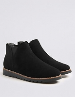 Kids Suede Ankle Boots (13 Small - 6 Large) 40.00 €
