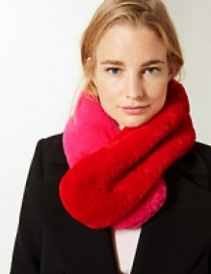 Faux Fur Scarf 34.00&nbsp;&euro;