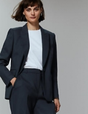 Single Breasted Blazer 140.00 €
