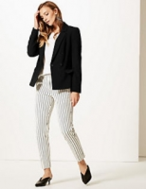 Double Breasted Blazer 55.00 €