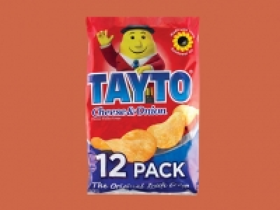 TAYTO Cheese < Onion Crisps 2.99 €