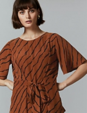 Printed Round Neck Half Sleeve Blouse
