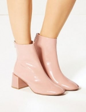Wide Fit Patent Ankle Boots 32.00 €