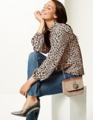 Embellished Clutch Bag 21.00 €