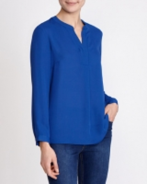 V-Neck Long Sleeve Top 12.00 €