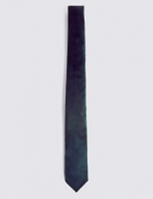 Velvet Tie