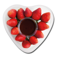 Centra  Centra Strawberry Heart With Chocolate Dipping Sauce 290g