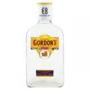 Gin - Price Marked 8.00 €