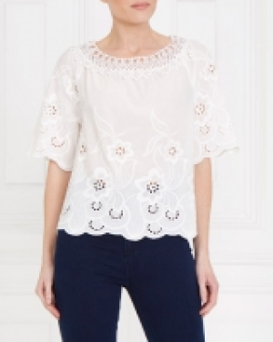 Gallery Embroidered Top 20.00 €
