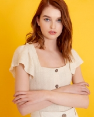 Savida Square Neck Button Top 12.00 €