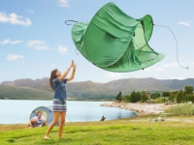2 Person Pop-Up Tent 24.99 €