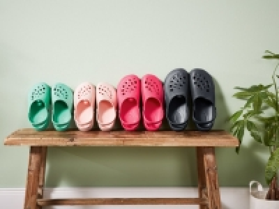 Mens / Ladies Clogs 4.99 €