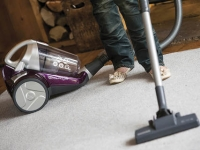 Vision Reach XL Pets Bagless Cylinder Vac BF70_VS11001 700W