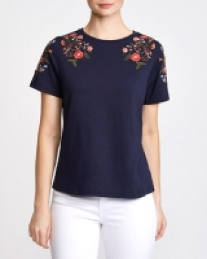 Embroidered Shoulder T-Shirt 10.00 €