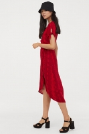  Patterned wrap dress 21.00 €