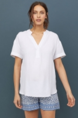  MAMA Linen-blend blouse 13.00 €