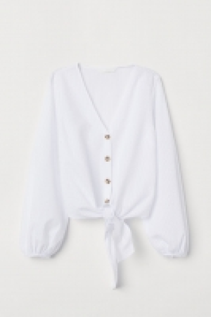  Tie-hem blouse 10.00 €