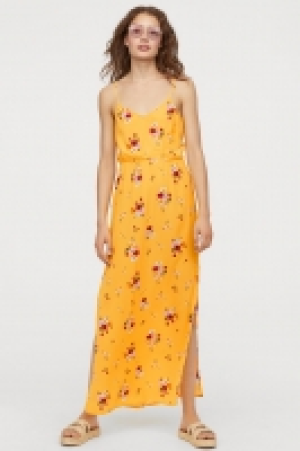  Crêpe maxi dress 17.00 €
