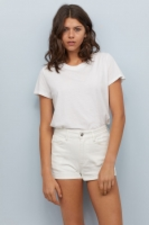  Denim shorts 9.00 €