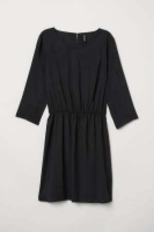 Short dress 7.00 €