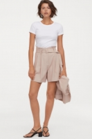  Paper bag shorts 15.00 €