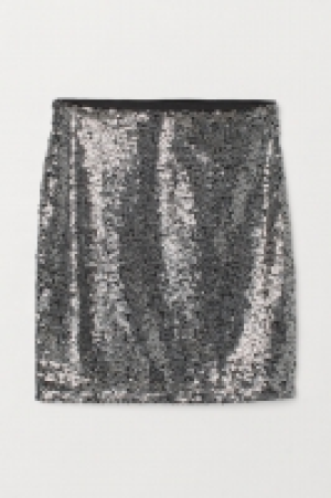  Glittery skirt 10.00 €