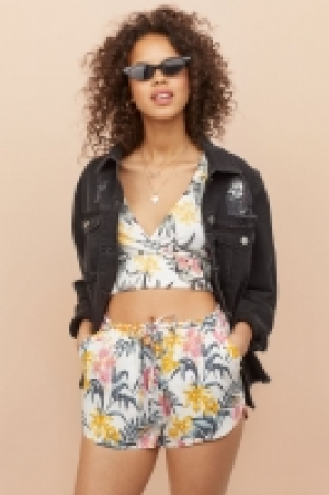  V-neck top 8.00 €