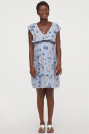  MAMA V-neck dress 17.00 €