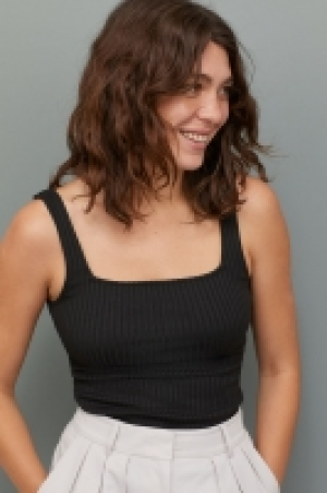  Ribbed top 7.00 €