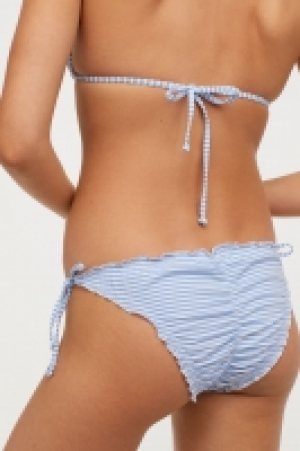  Scrunch bikini bottoms 6.00 €
