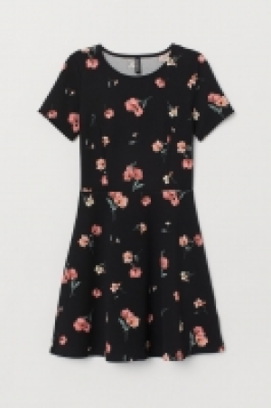  Patterned jersey dress 10.00 €