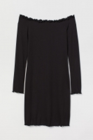  Off-the-shoulder dress 10.00 €