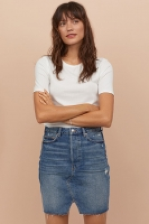  Denim skirt 13.00 €