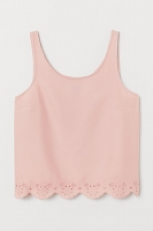  Scallop-hemmed vest top 8.00 €