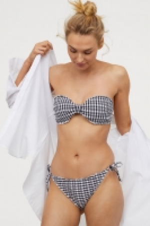  Padded bandeau bikini top 8.00 €