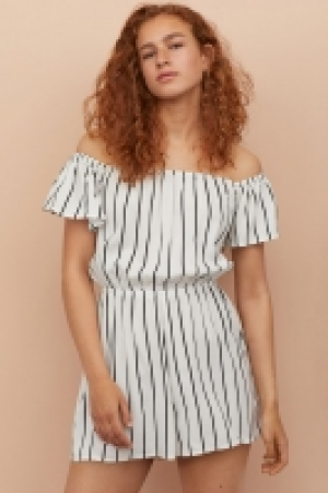  Off-the-shoulder playsuit 16.00 €