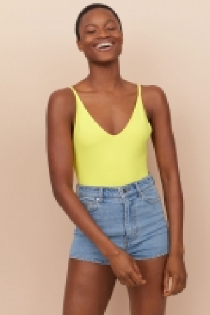  V-neck body 16.00 €