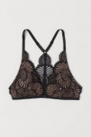  Non-wired lace bra 9.00 €