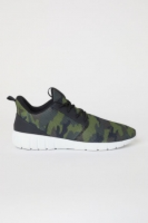  Mesh trainers 28.00 €