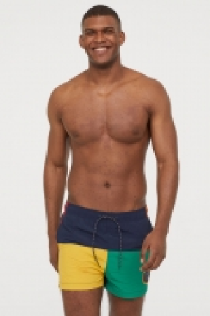  Short swim shorts 13.00 €