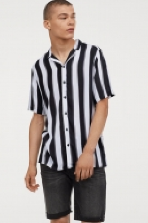  Patterned resort shirt 7.00 €
